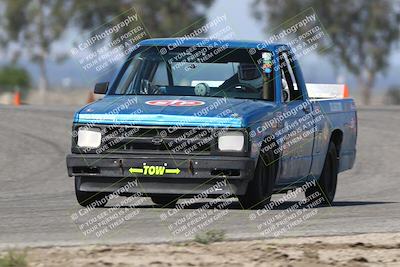 media/Sep-28-2025-24 Hours of Lemons (Sun) [[5dfe0e5f6e]]/10am (Off Ramp Exit)/